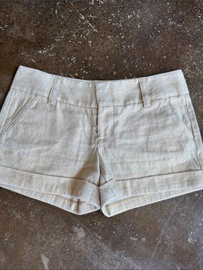 Alice + Olivia Tailored Gold Linen-Blend Shorts